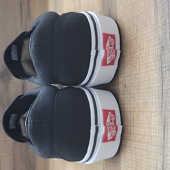 Van's classic slip on Brand new in the box authentic uper textile. - Picture 6 of 10